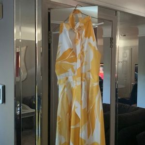 Tahari dress, yellow and white with back opening.